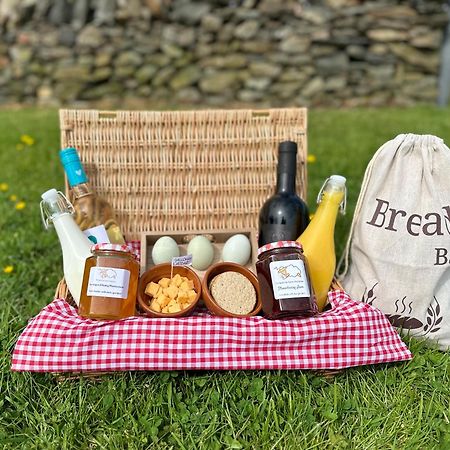 Lodge Cabin With Fabulous Views - Farm Holiday Stranraer Bagian luar foto