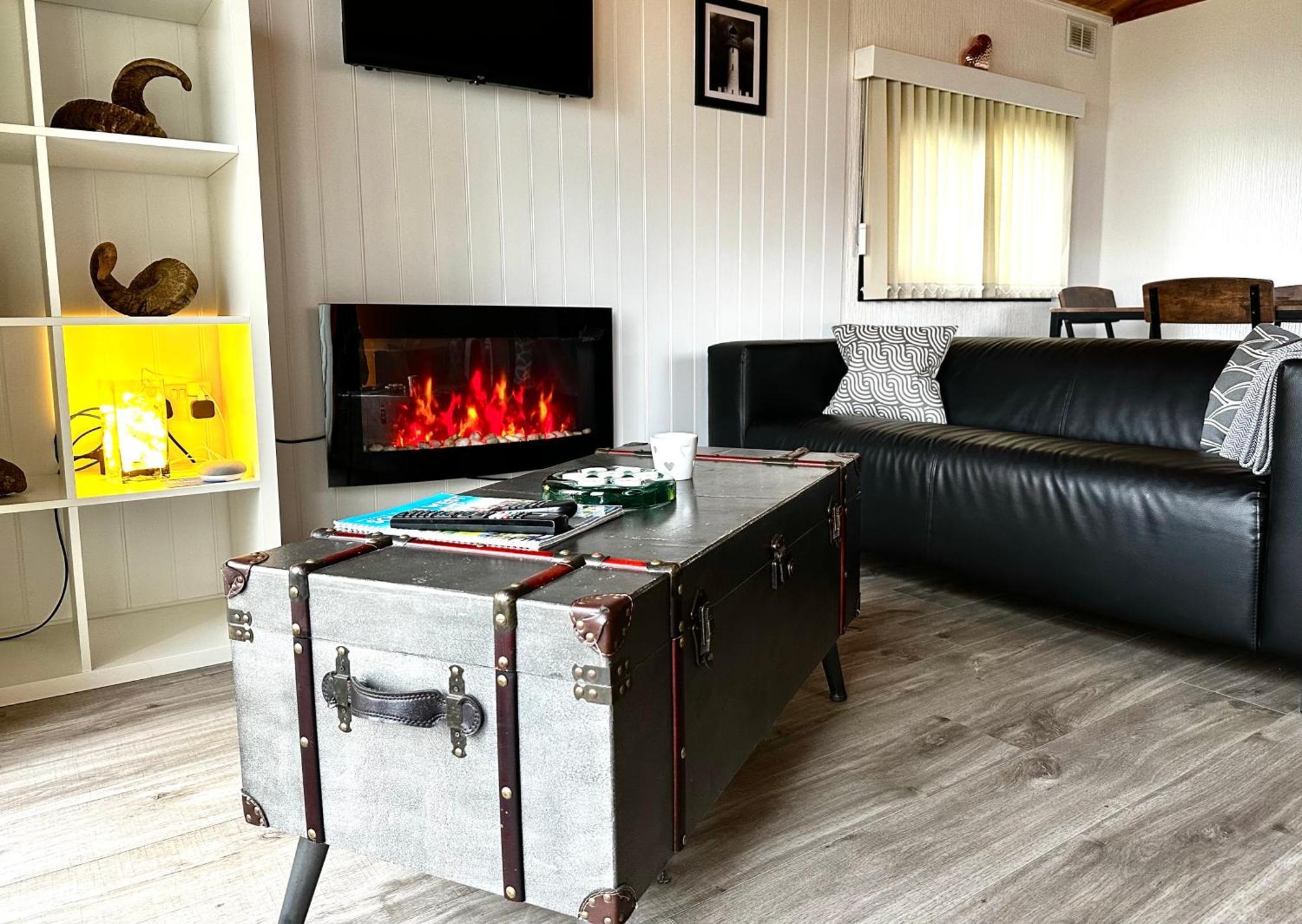 Lodge Cabin With Fabulous Views - Farm Holiday Stranraer Bagian luar foto